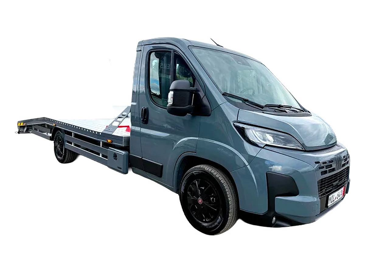 Fiat Ducato Heavy 180 autotransportér XXL – zepředu z boku
